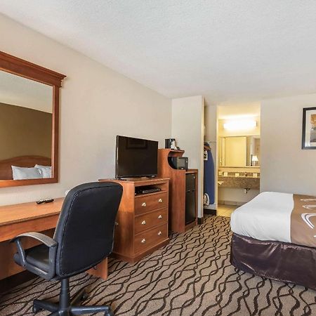 Quality Inn Charleston - Sikeston Kültér fotó