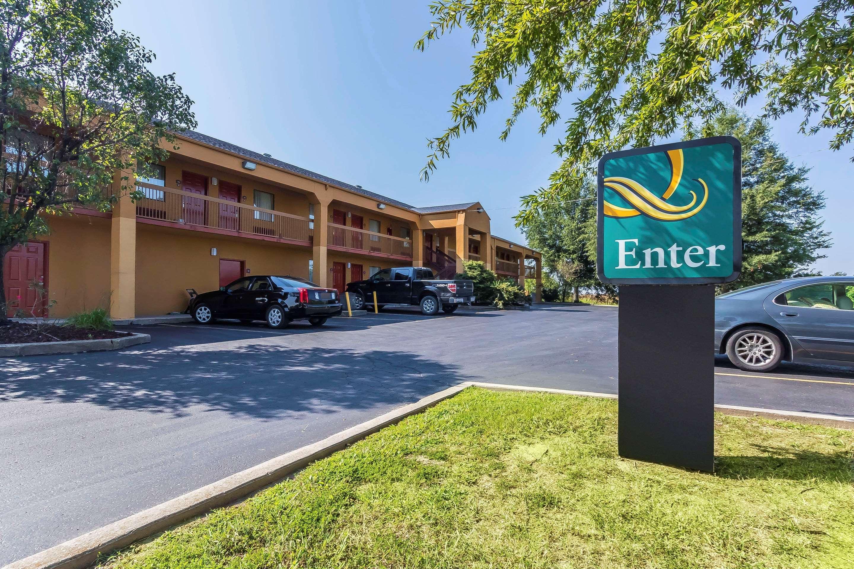 Quality Inn Charleston - Sikeston Kültér fotó
