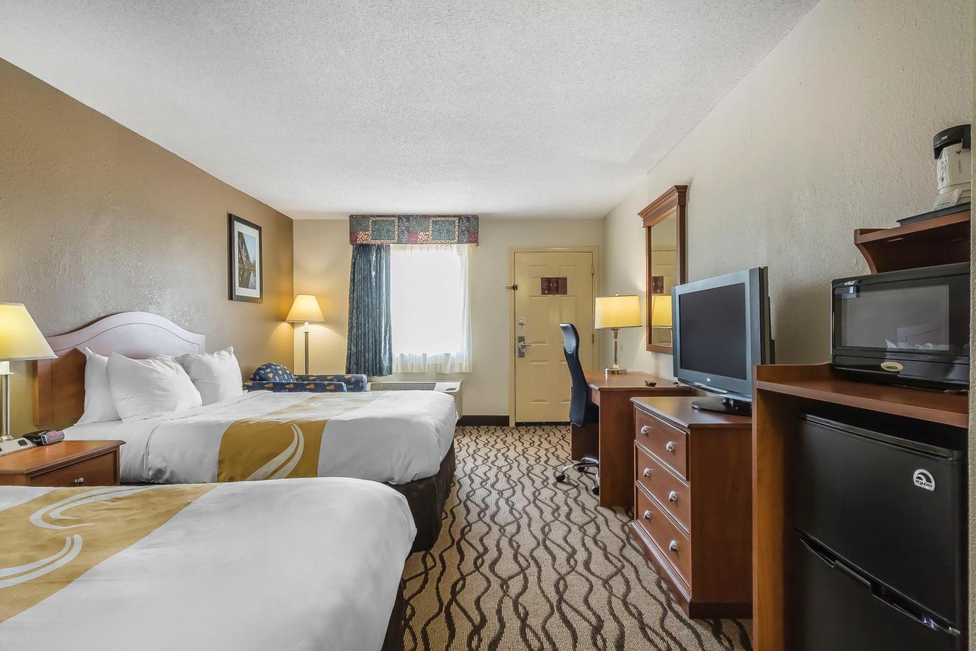 Quality Inn Charleston - Sikeston Kültér fotó