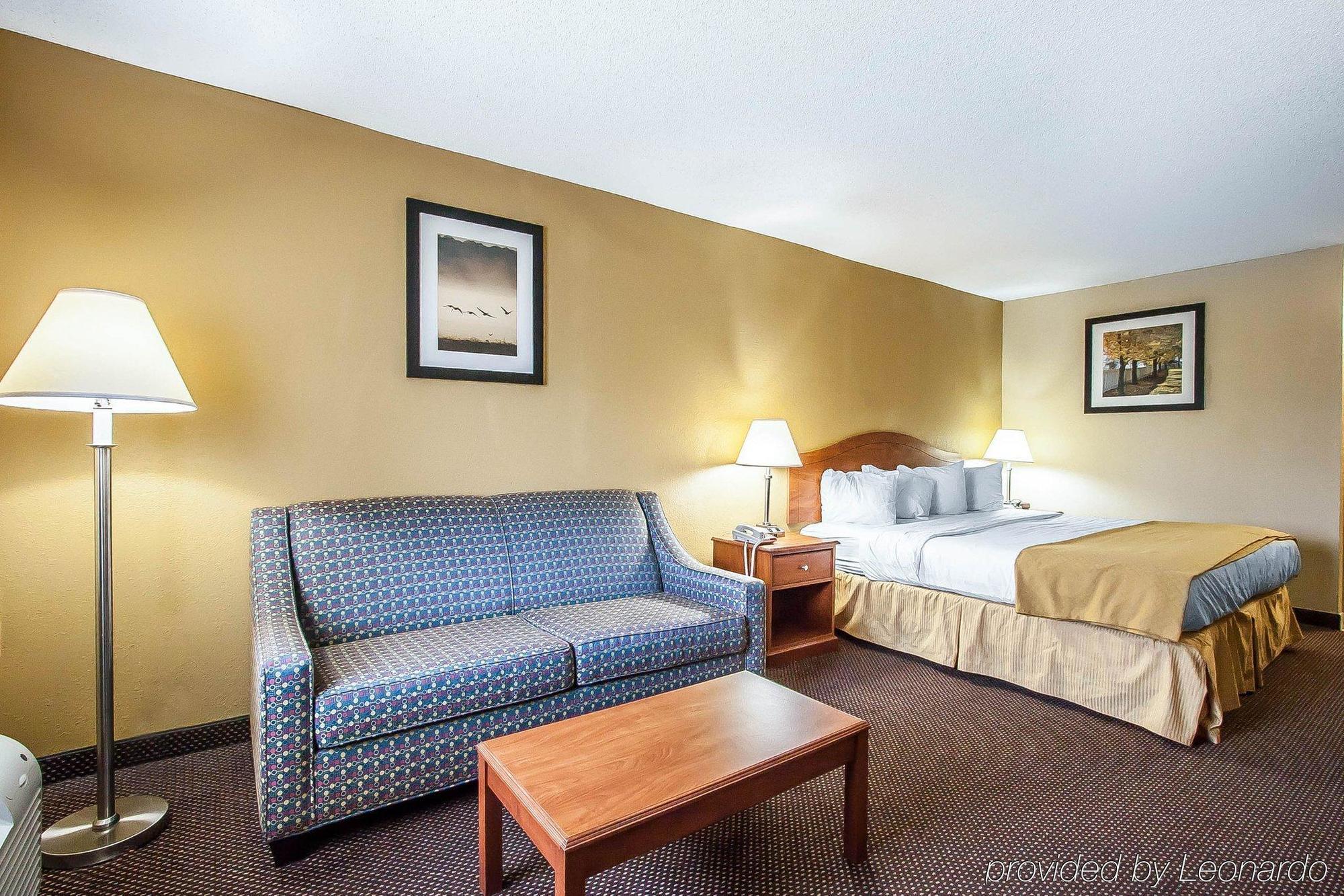 Quality Inn Charleston - Sikeston Kültér fotó