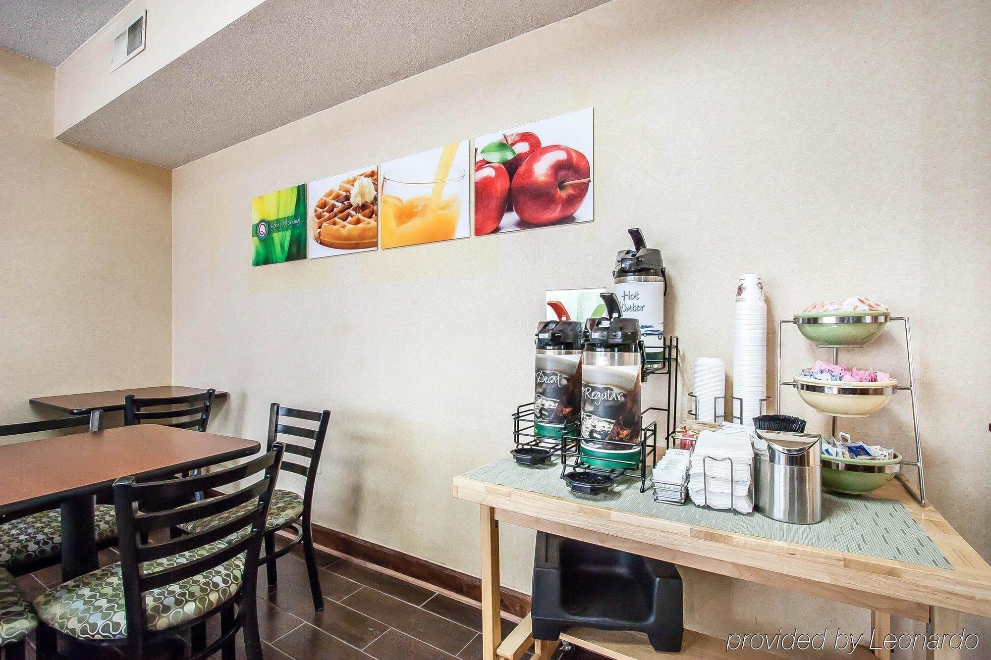 Quality Inn Charleston - Sikeston Kültér fotó