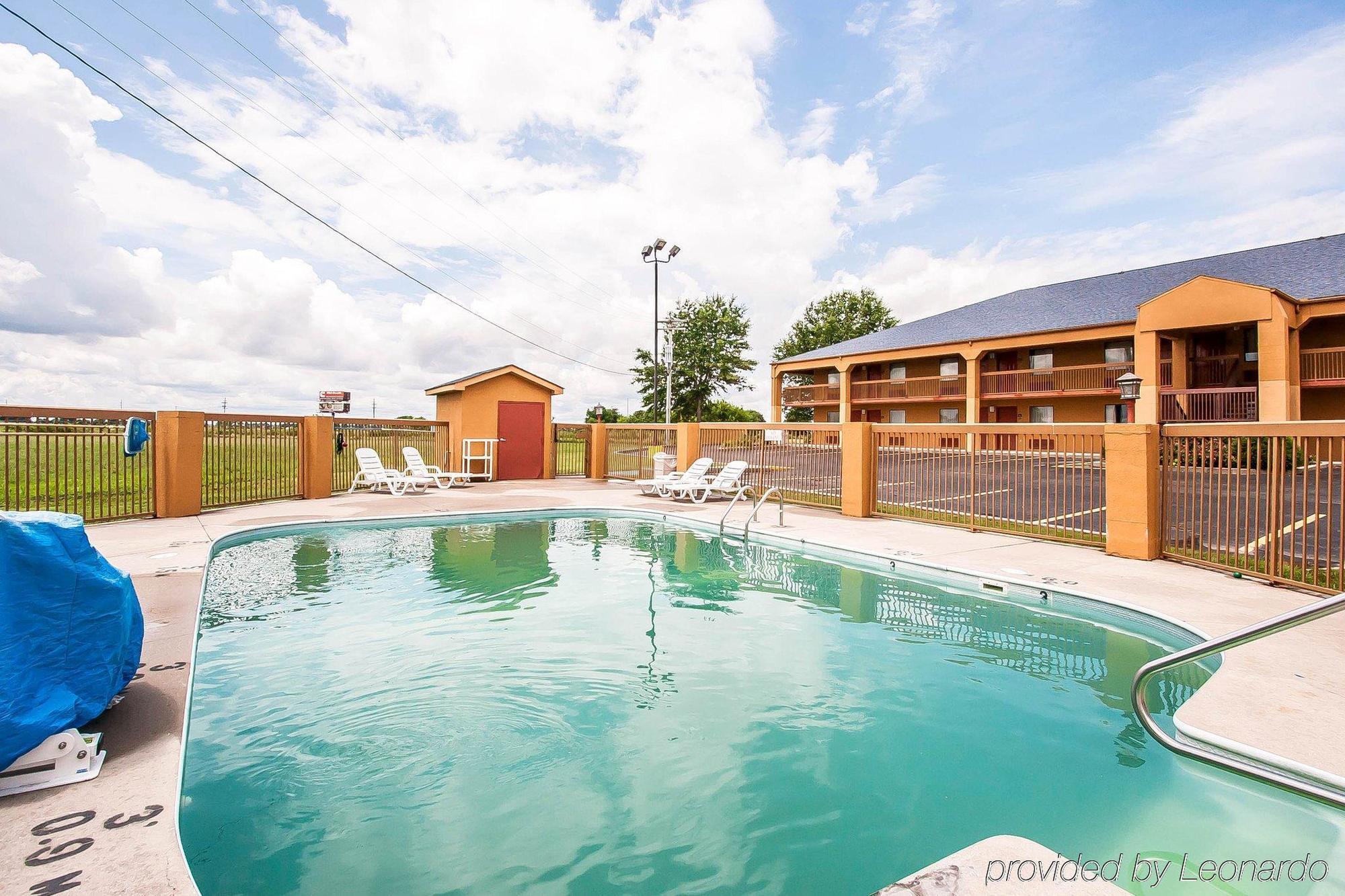 Quality Inn Charleston - Sikeston Kültér fotó